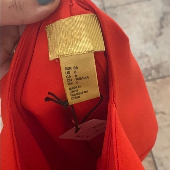 H&M backless dress! - Picture 7 of 7